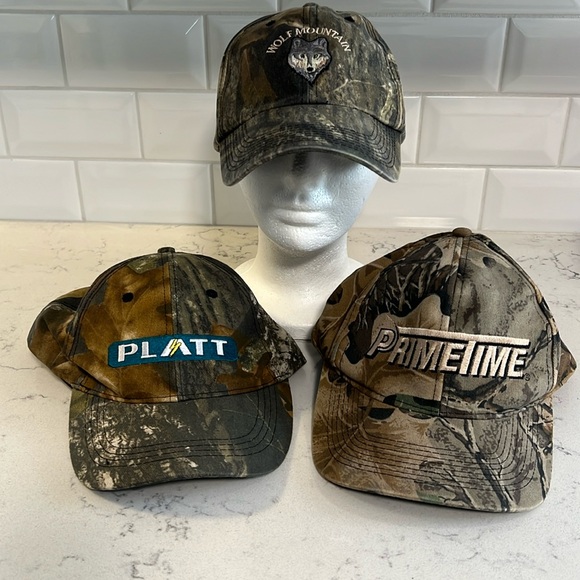 Camo hats - Picture 1 of 9